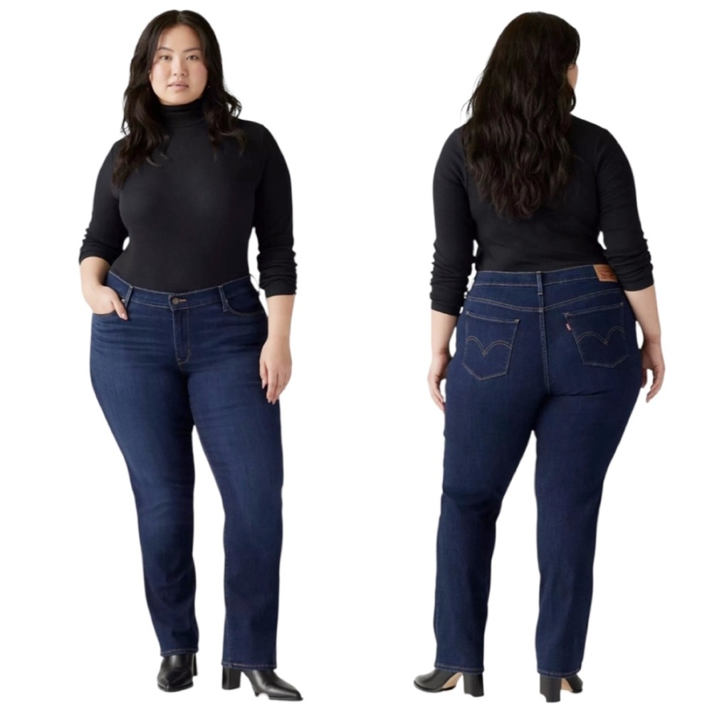 Levi’s Classic Straight medium dark wash jeans women’s size 16